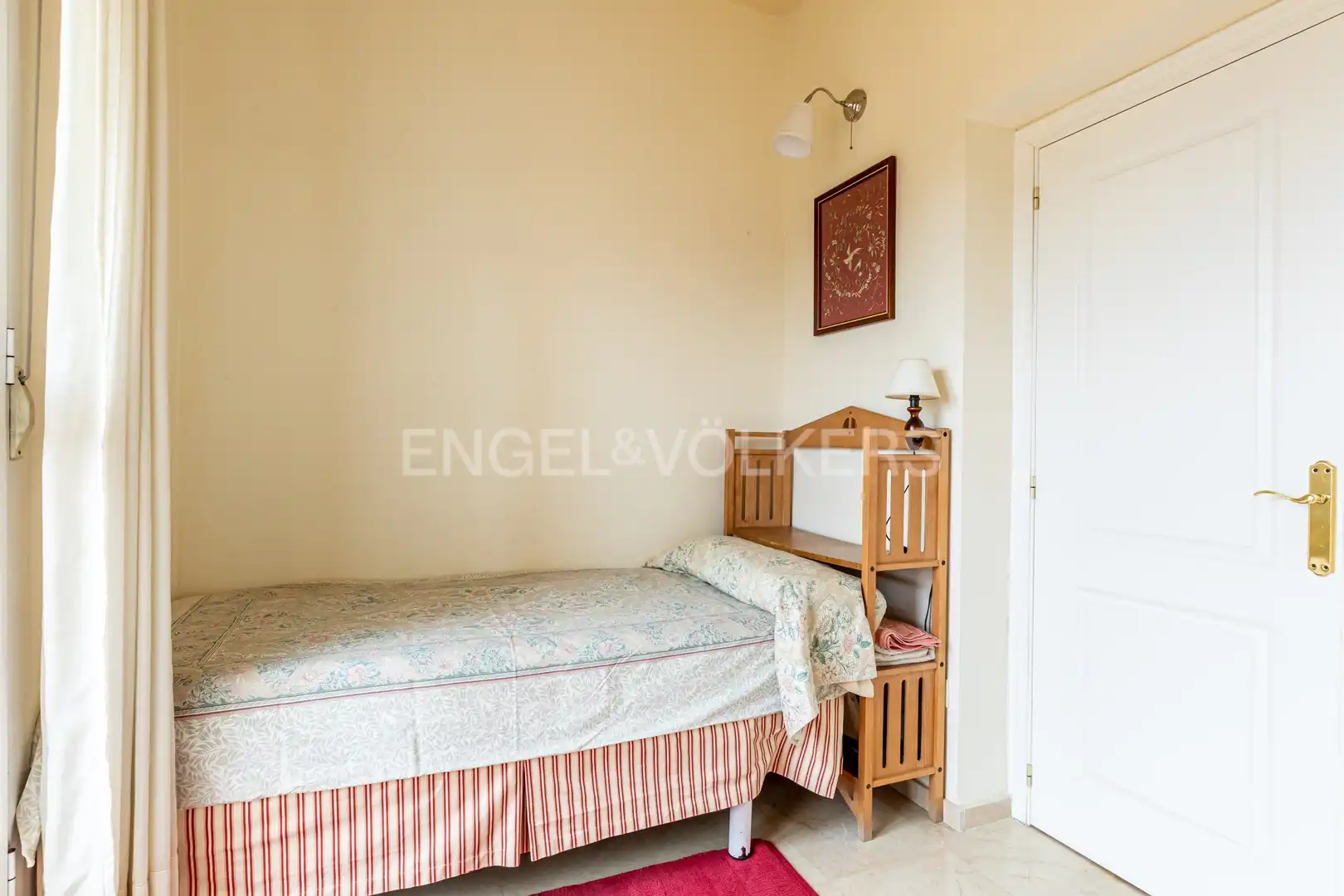 Bedroom of Attic for sale in Sevilla  with Air Conditioner, Heating and Terrace