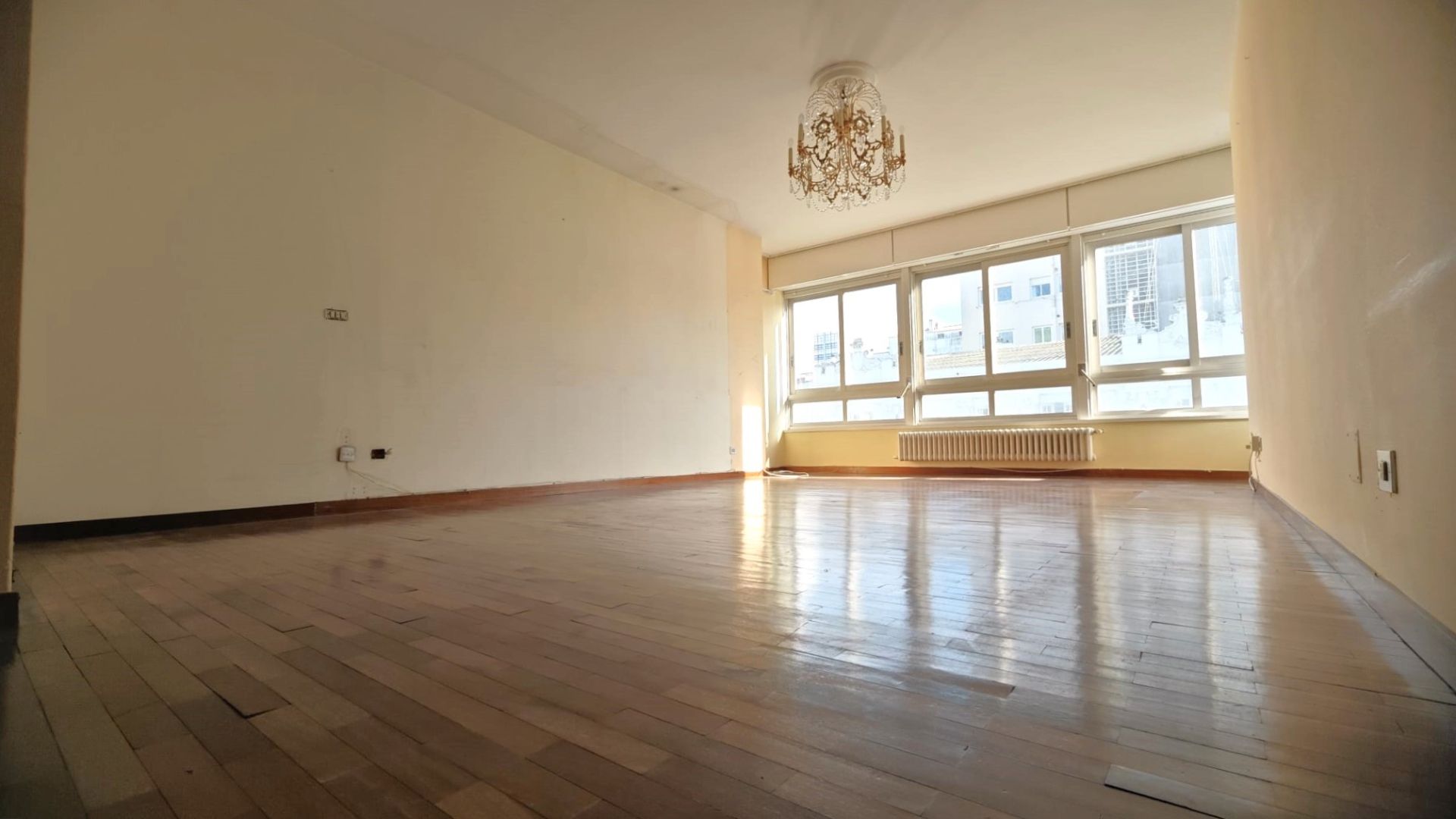 Living room of Flat for sale in A Coruña Capital   with Heating, Parquet flooring and Storage room