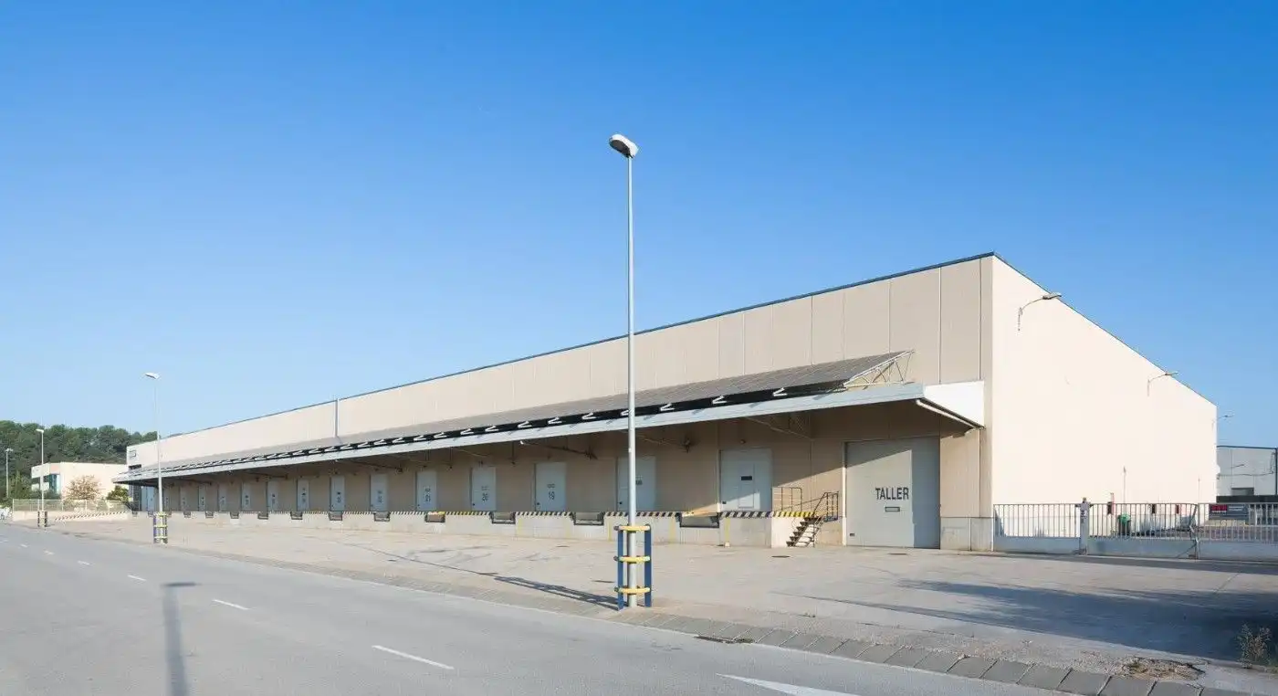 Industriegebäude zur Miete in Les Franqueses del Vallès