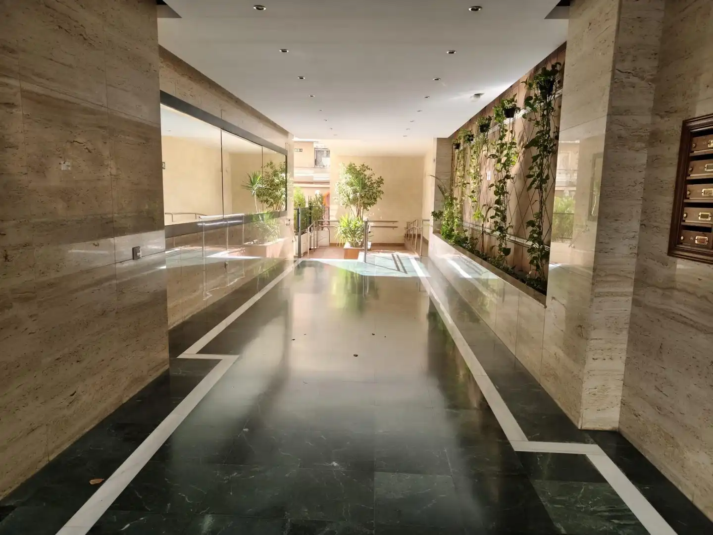 Flat for rent in Sevilla  with Air Conditioner, Terrace and Furnished