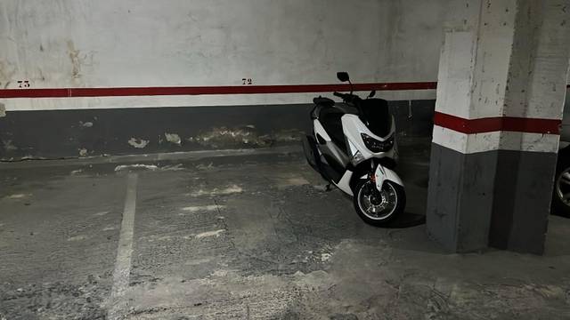 Garaje en Alquiler en Nou Eixample Sud