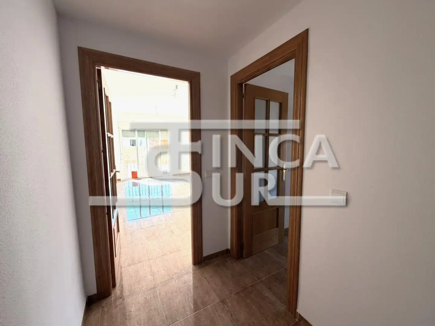 Piso en venta en Roquetas de Mar con Balcón