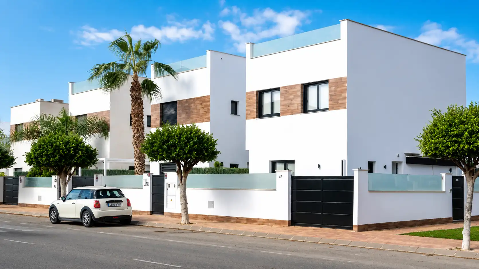 Vista exterior de Casa o xalet de lloguer en San Pedro del Pinatar amb Aire condicionat, Terrassa i Piscina