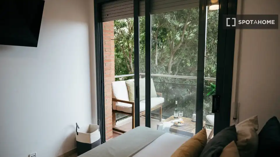 Room in El Poblenou