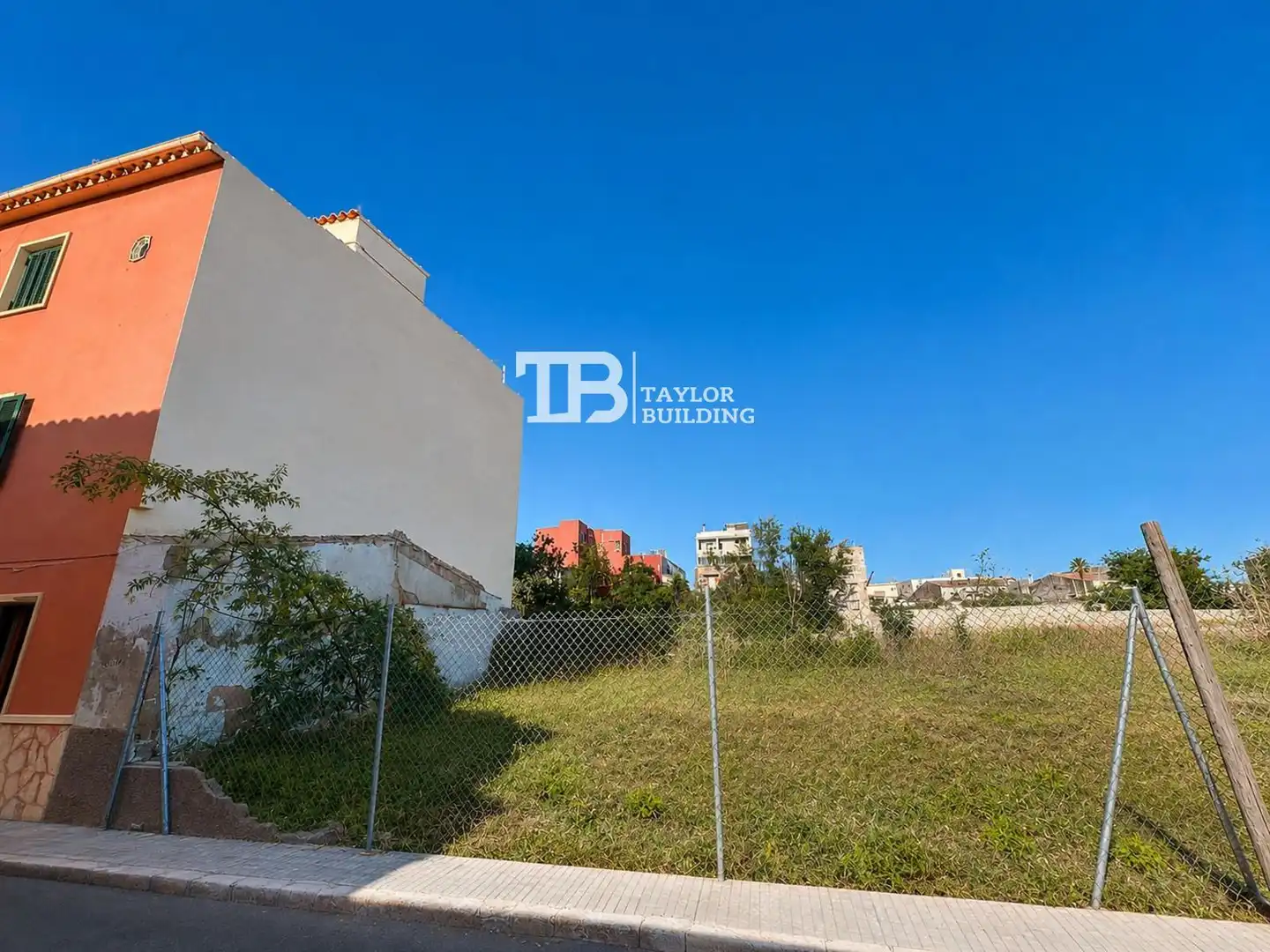 Terreny rústic en venda a Cabrera
