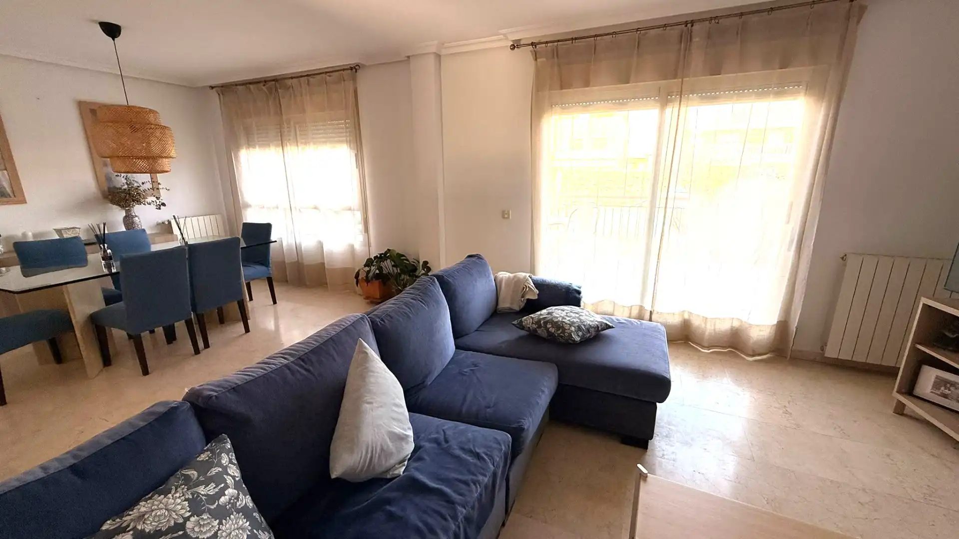 Sala de estar de Casa o chalet en venta en Madrid con Aire acondicionado, Calefacción y Jardín privado