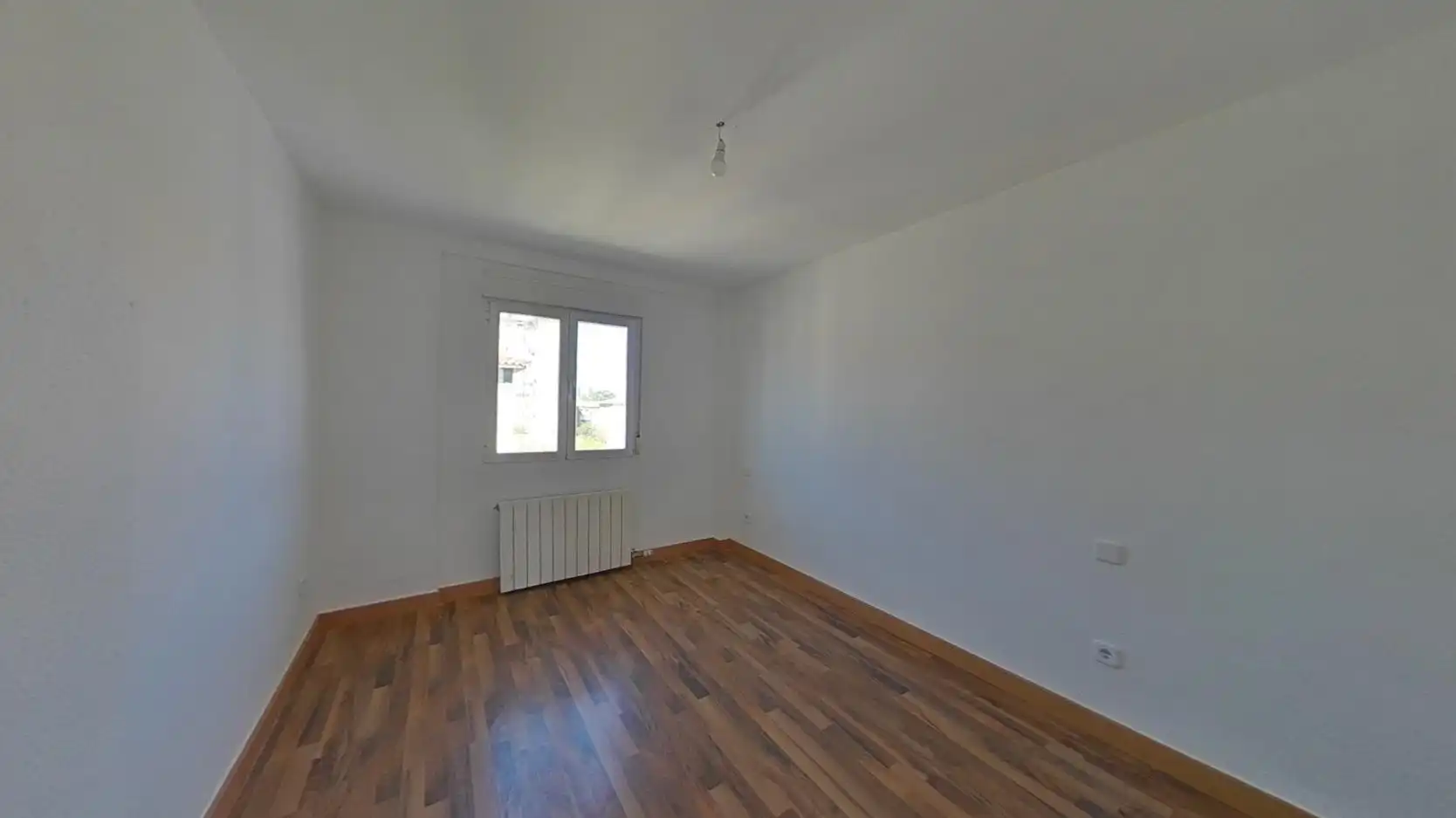 Habitación de Piso en venta en Zaragoza con Calefacción, Parquet y Horno