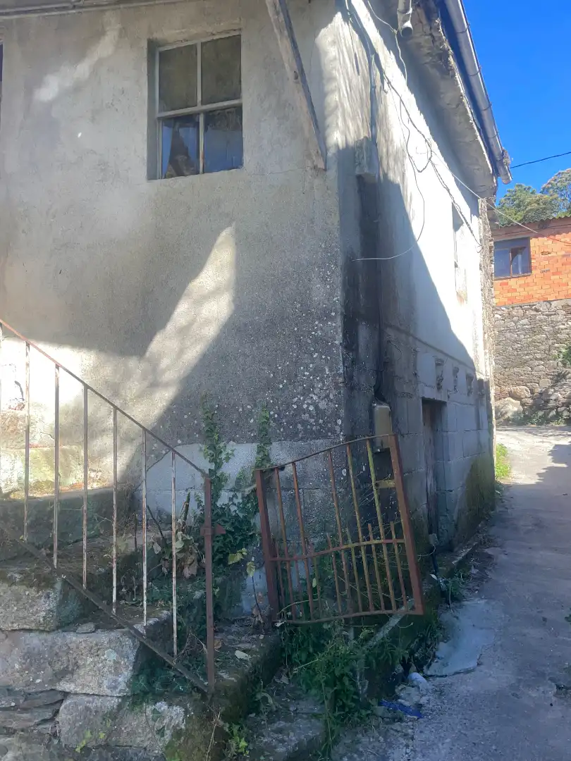 Exterior view of Houses for sale in O Irixo