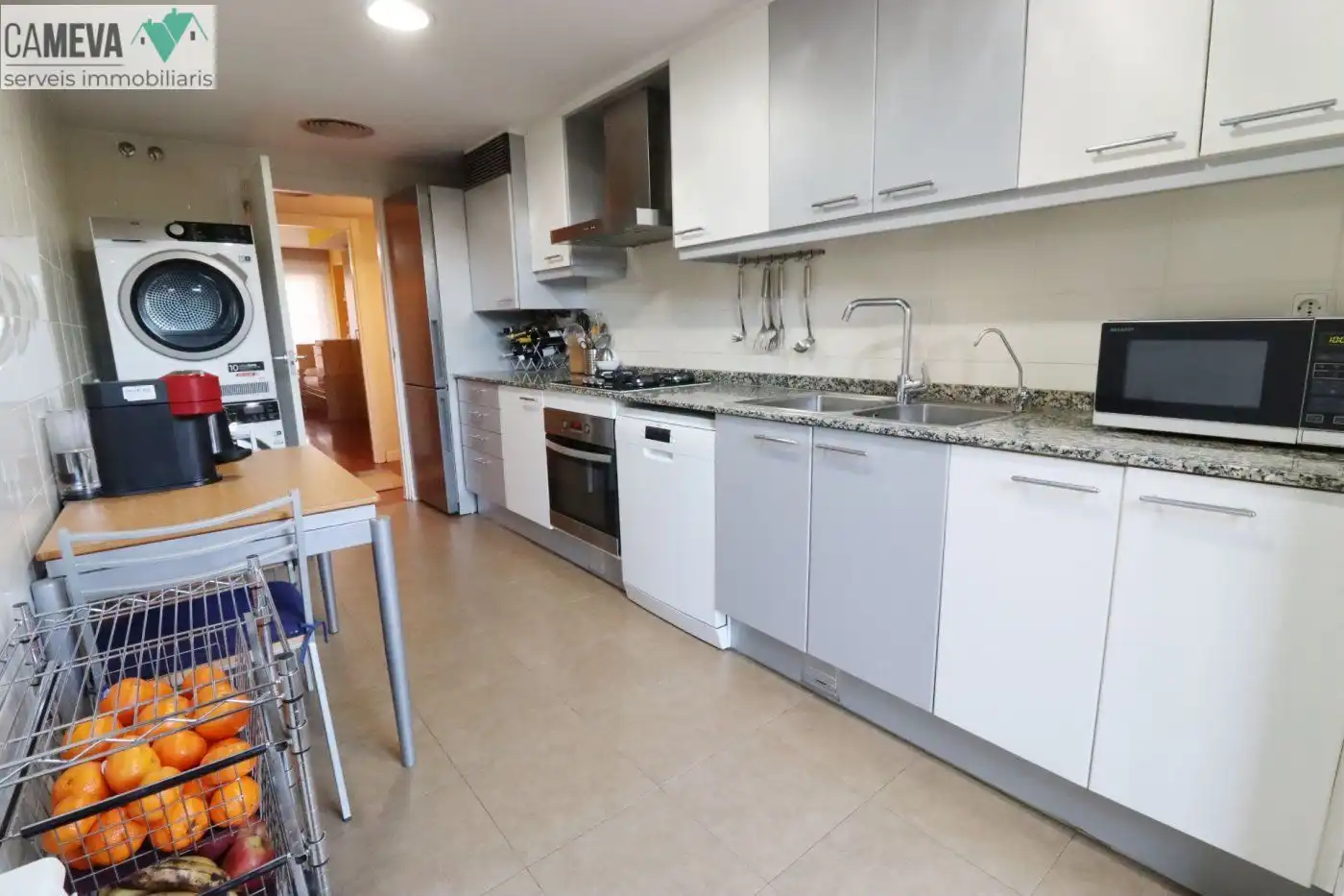 Küche von Wohnung zum Verkauf in Barberà del Vallès mit Klimaanlage, Heizung und Privatgarten