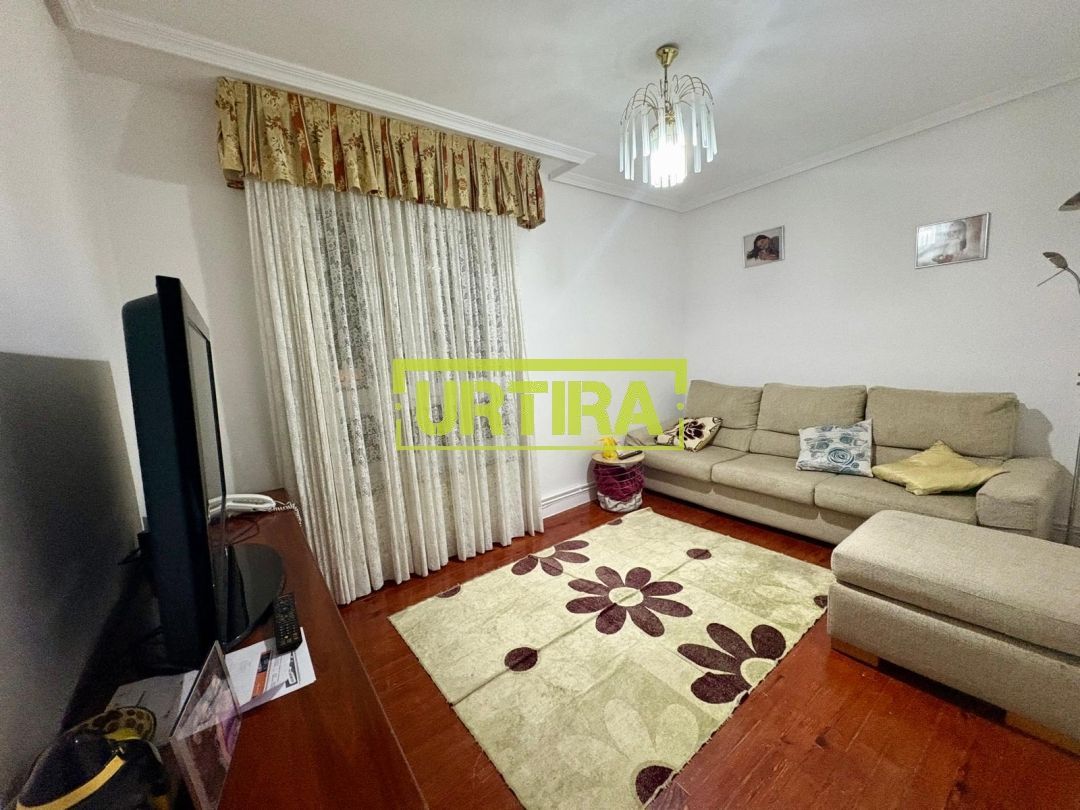 Piso en venta en Sorgintzulo Kalea, 13, Kaputxinoak / Capuchinos - Galtzaraborda