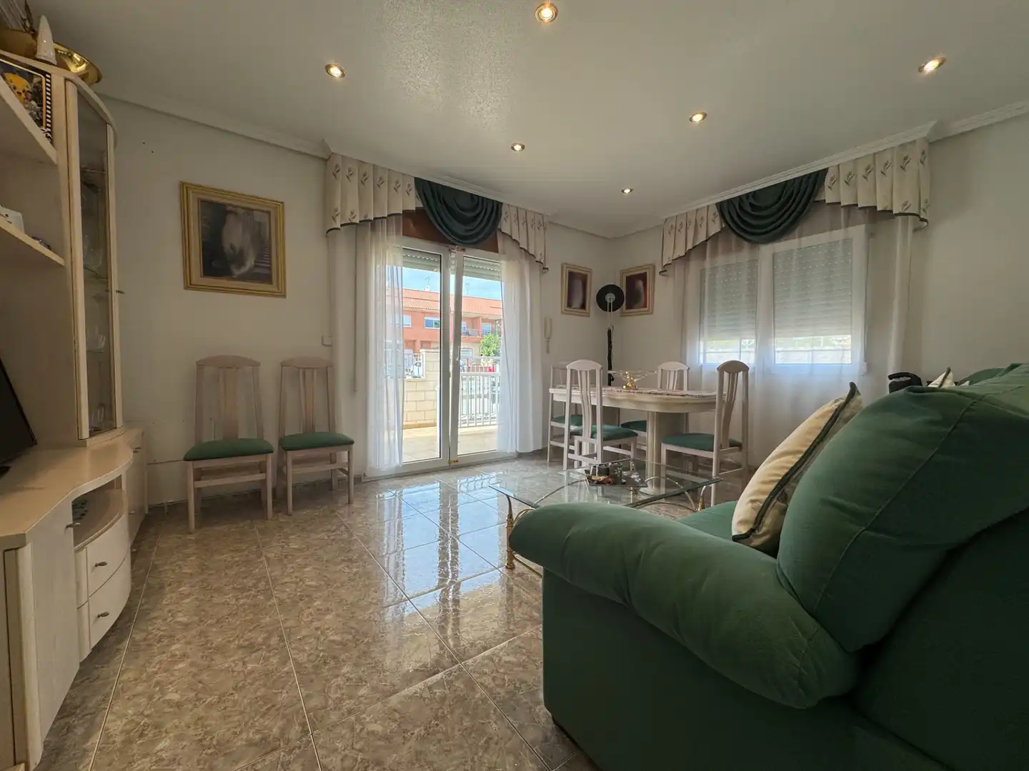 Menjador de Casa adosada en venda en San Javier amb Aire condicionat, Calefacció i Jardí privat