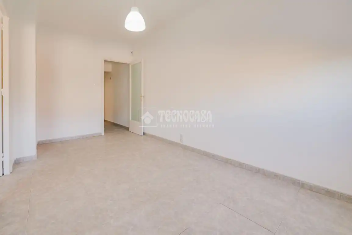 Piso en venta en Carrer de Solsona, La Salut