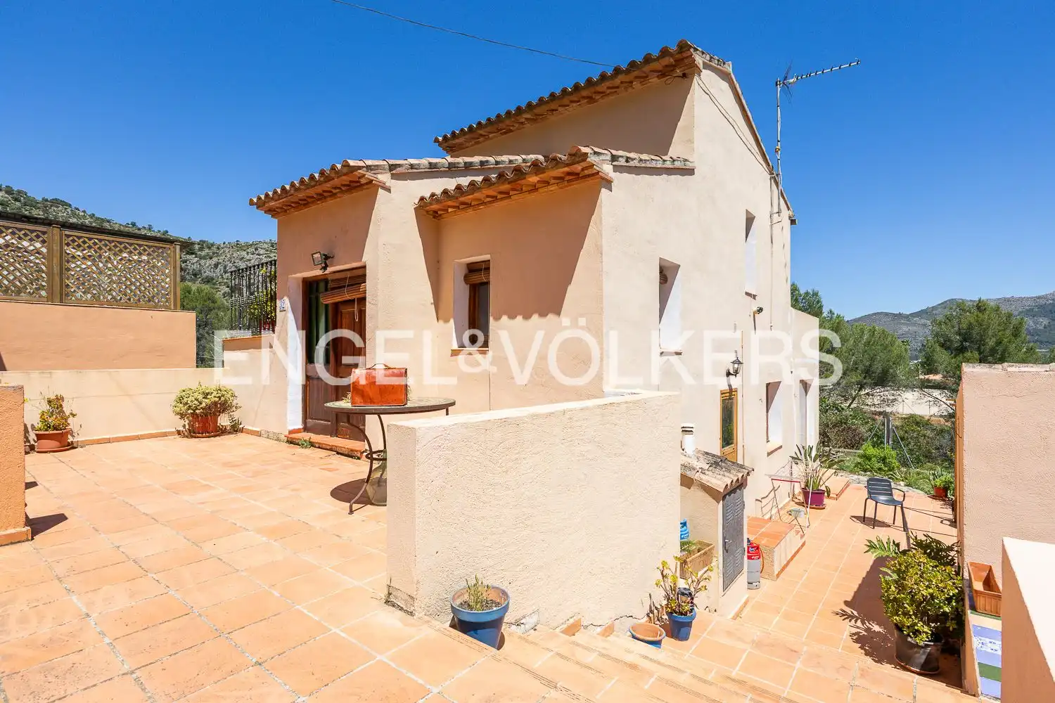 Vista exterior de Casa o chalet en venta en Xaló con Aire acondicionado, Calefacción y Jardín privado