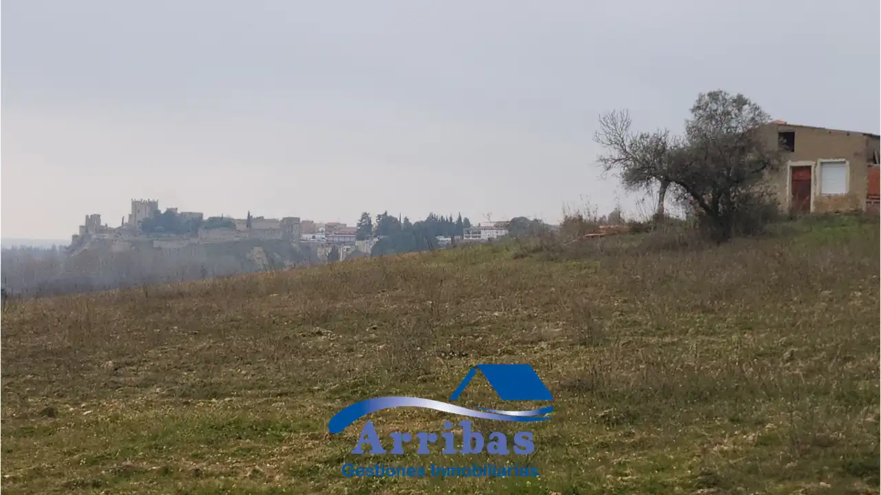 Country homes for sale in Escalona