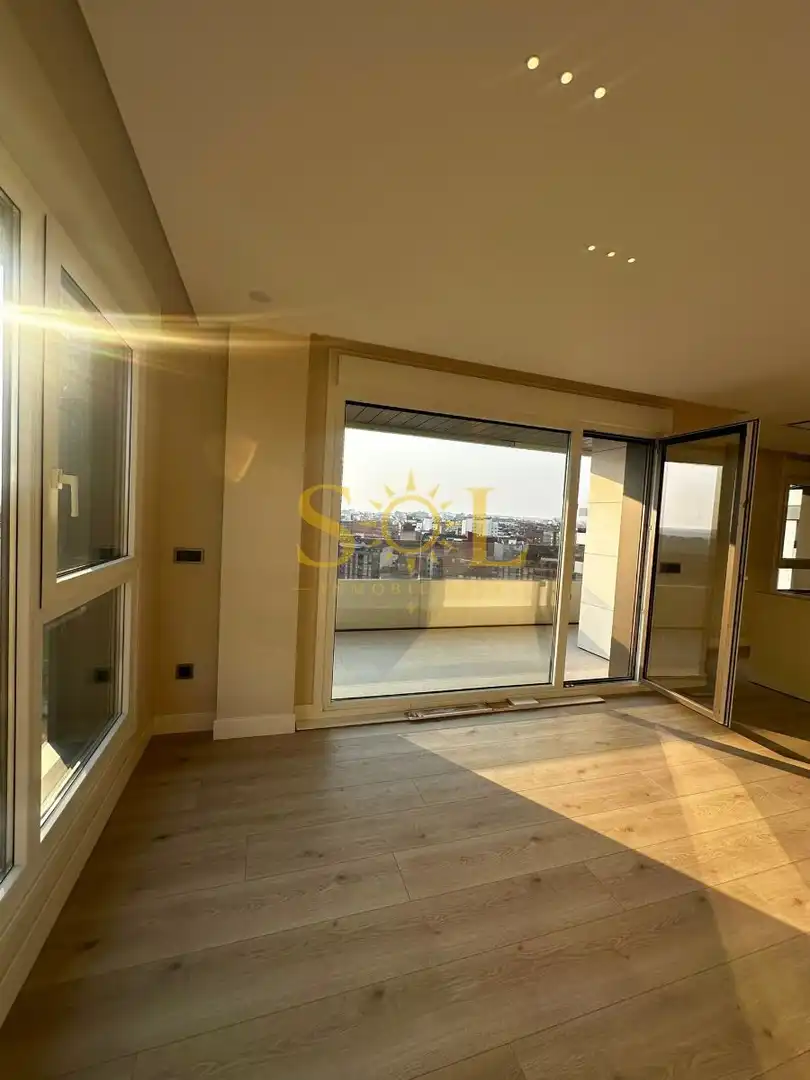 Terrasse von Wohnung zur Miete in León Capital  mit Klimaanlage, Heizung und Parkett