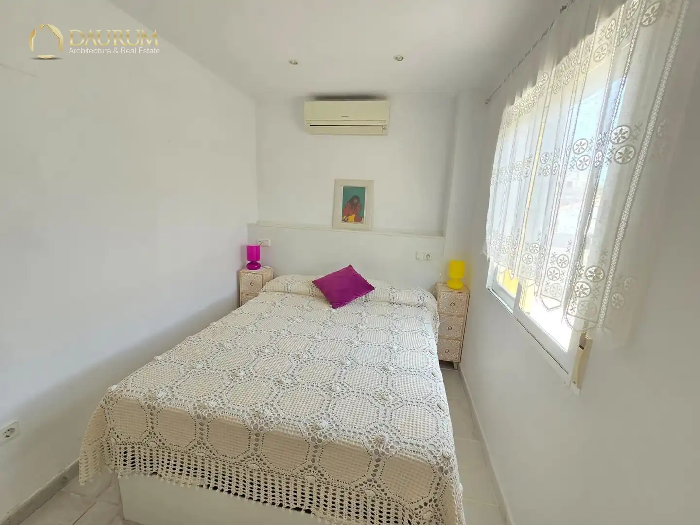 Casa aparellada amb piscina en venda a OROVAL, imagen 17