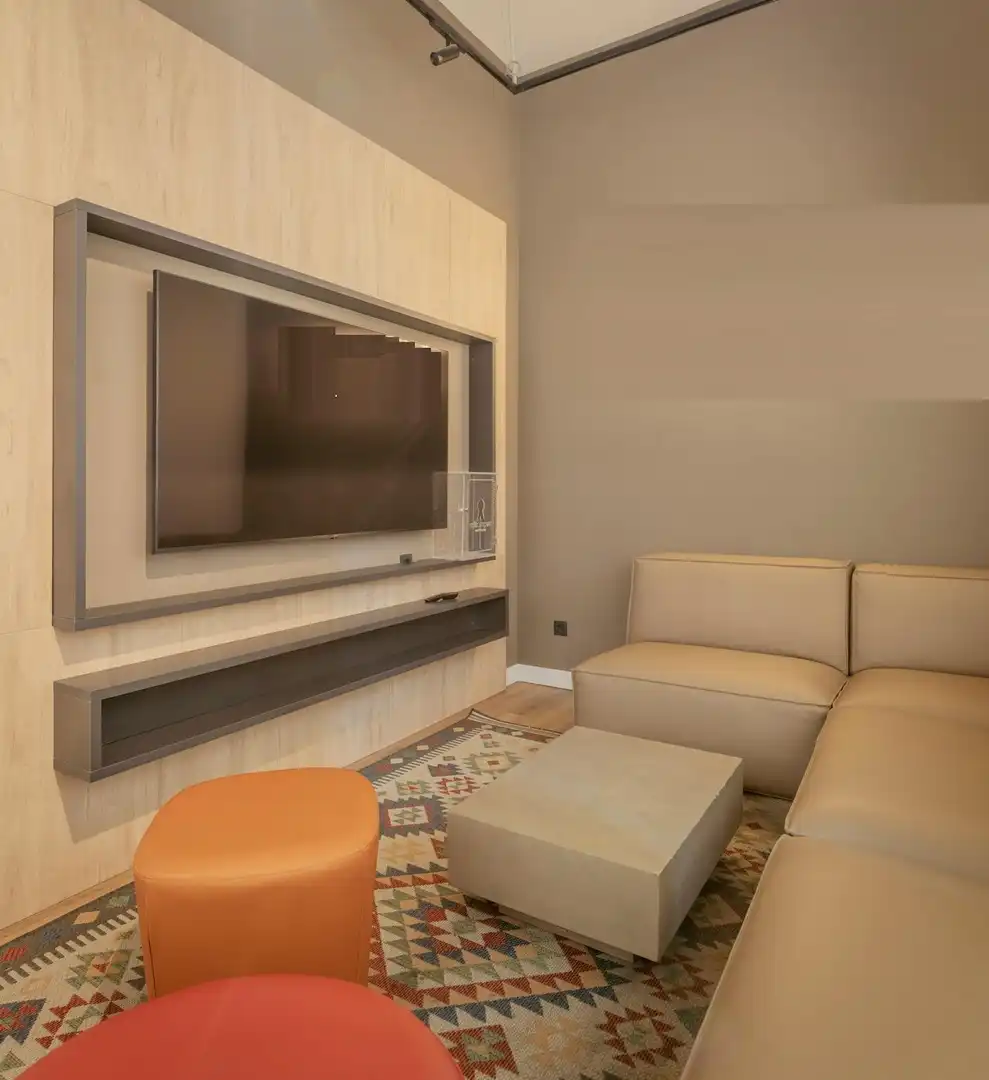 Wohnzimmer von Gebäude zur Miete in Madrid