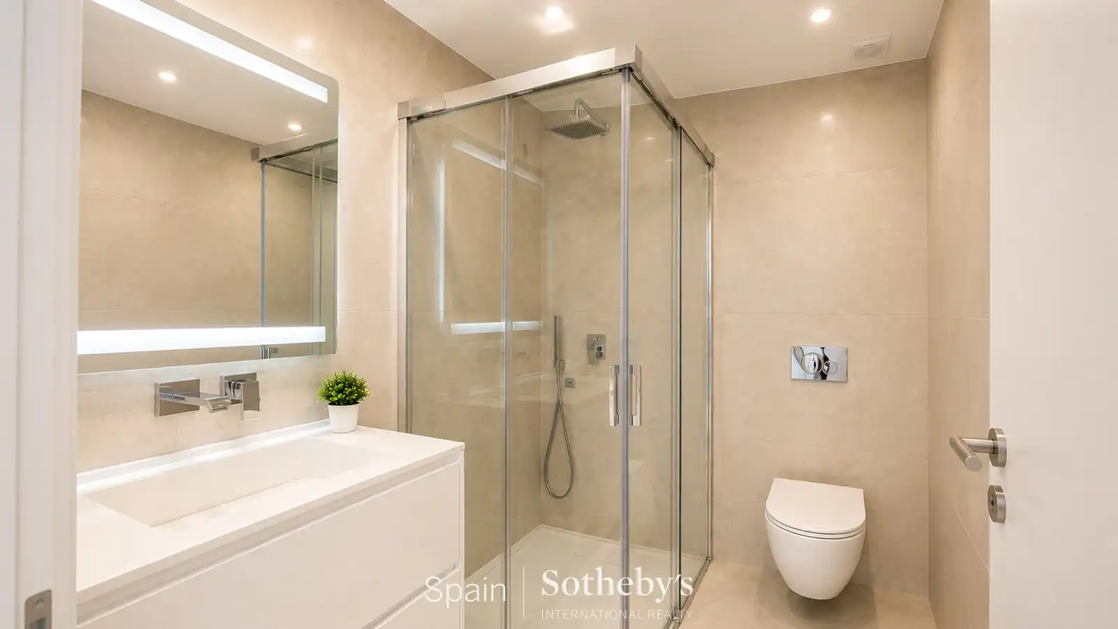 Baño de Casa o chalet en venta en Adeje con Aire acondicionado, Terraza y Piscina comunitaria