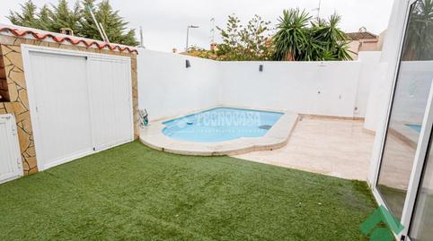 Foto 2 de Casa adosada en venda a San García, Algeciras