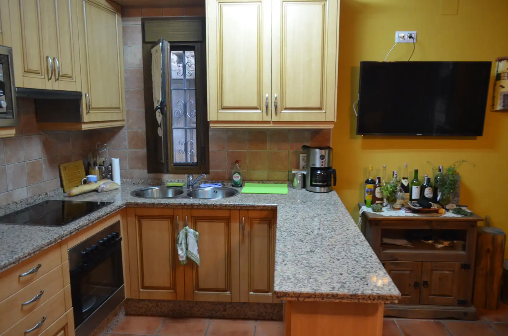 Kitchen of Houses for sale in El Torno   with Air Conditioner, Heating and Furnished