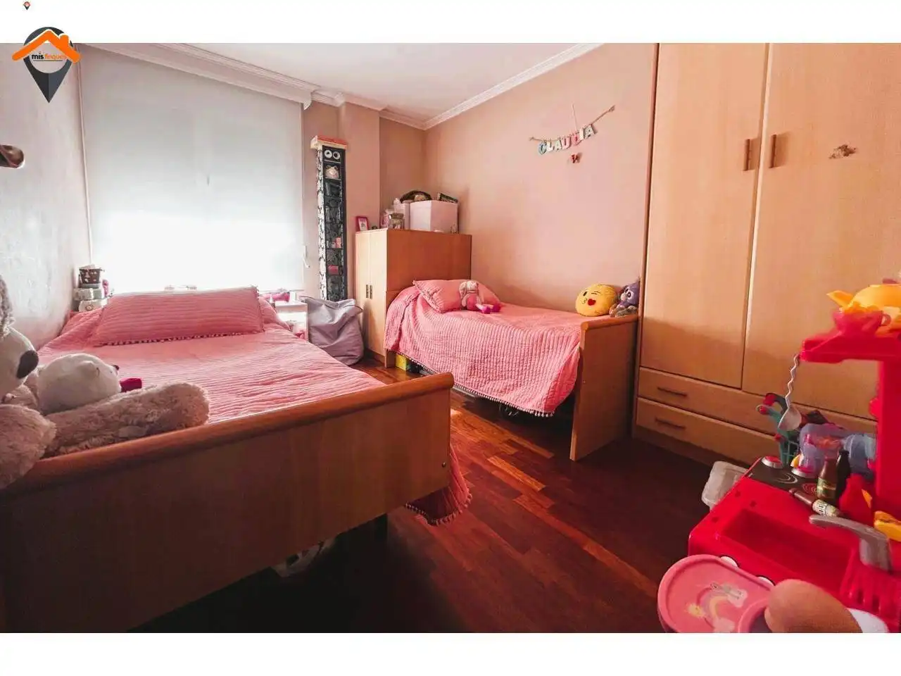 Habitación de Piso en venta en Sabadell con Aire acondicionado, Calefacción y Parquet