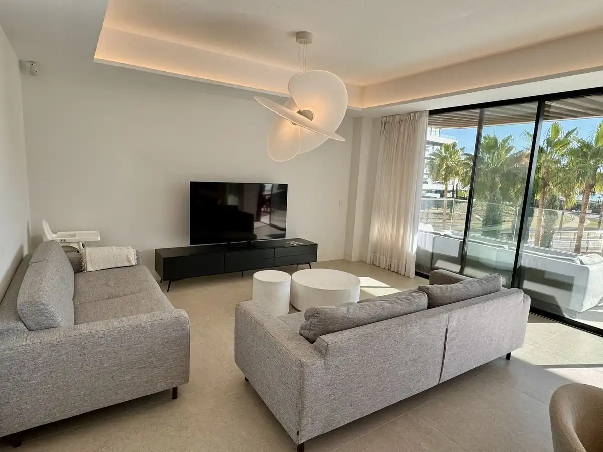 Sala d'estar de Apartament en venda en Torremolinos amb Aire condicionat, Calefacció i Sauna