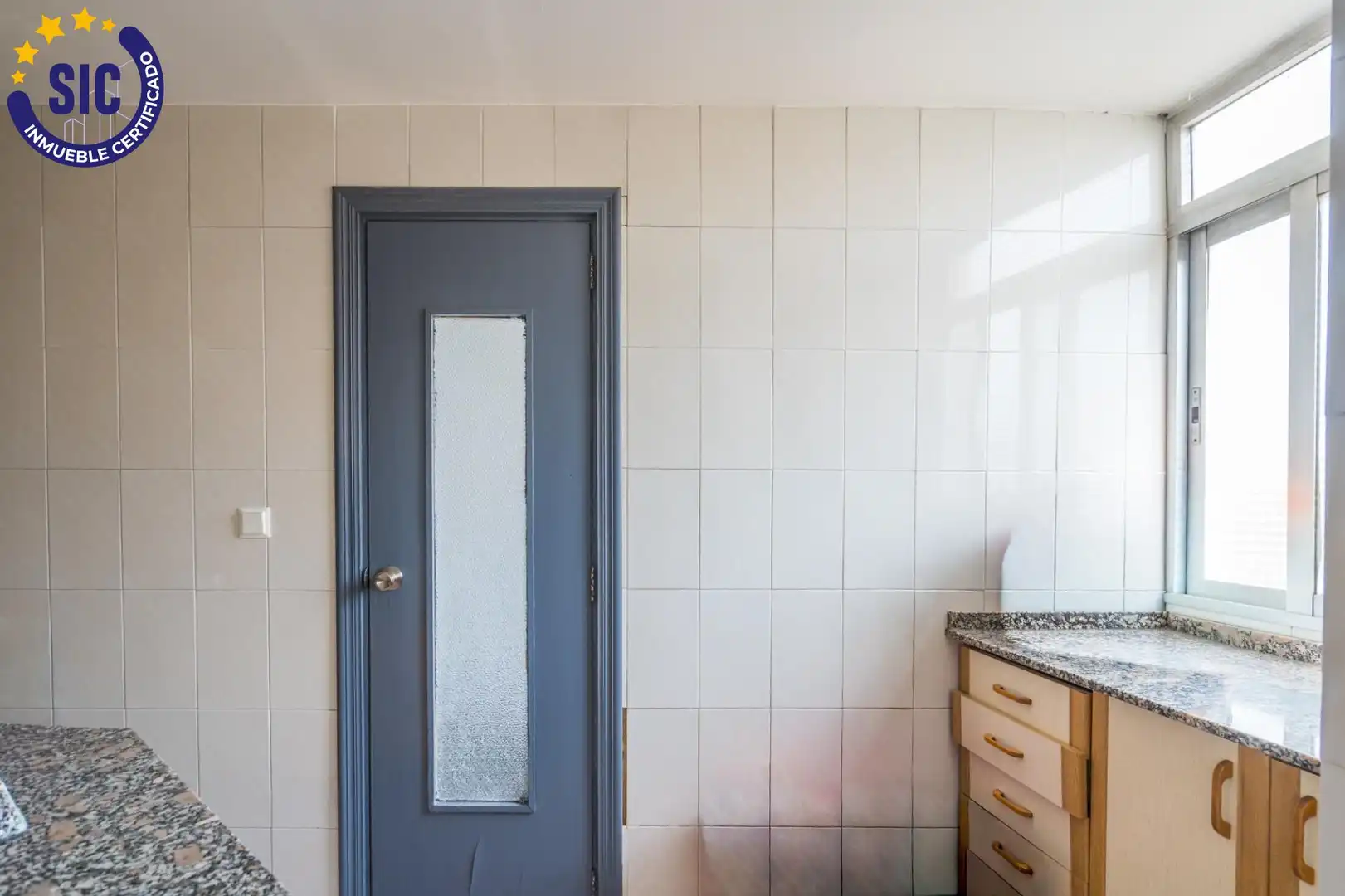 Flat with terrace for sale in Calle DR MACHI, imagen 7
