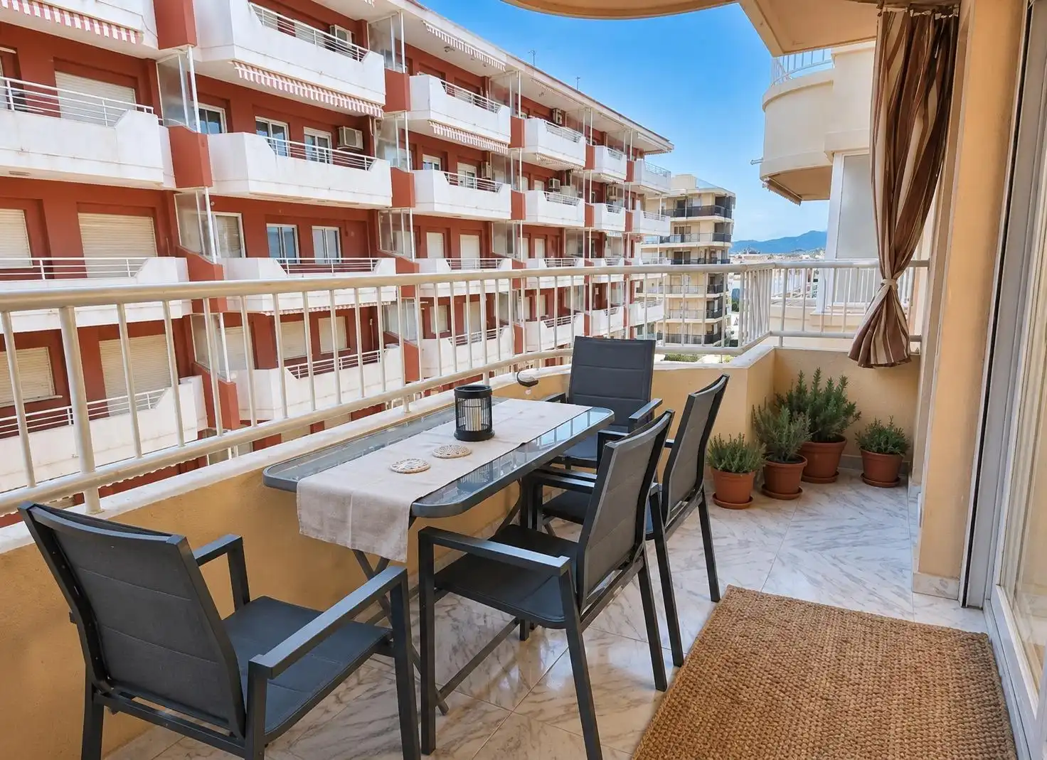 Terrassa de Estudi en venda en Daimús amb Terrassa, Traster i Moblat