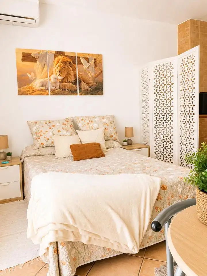 Bedroom of Study for sale in Benalmádena  with Community pool