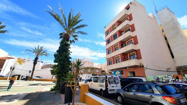 Piso en Venta en Puerto Deportivo