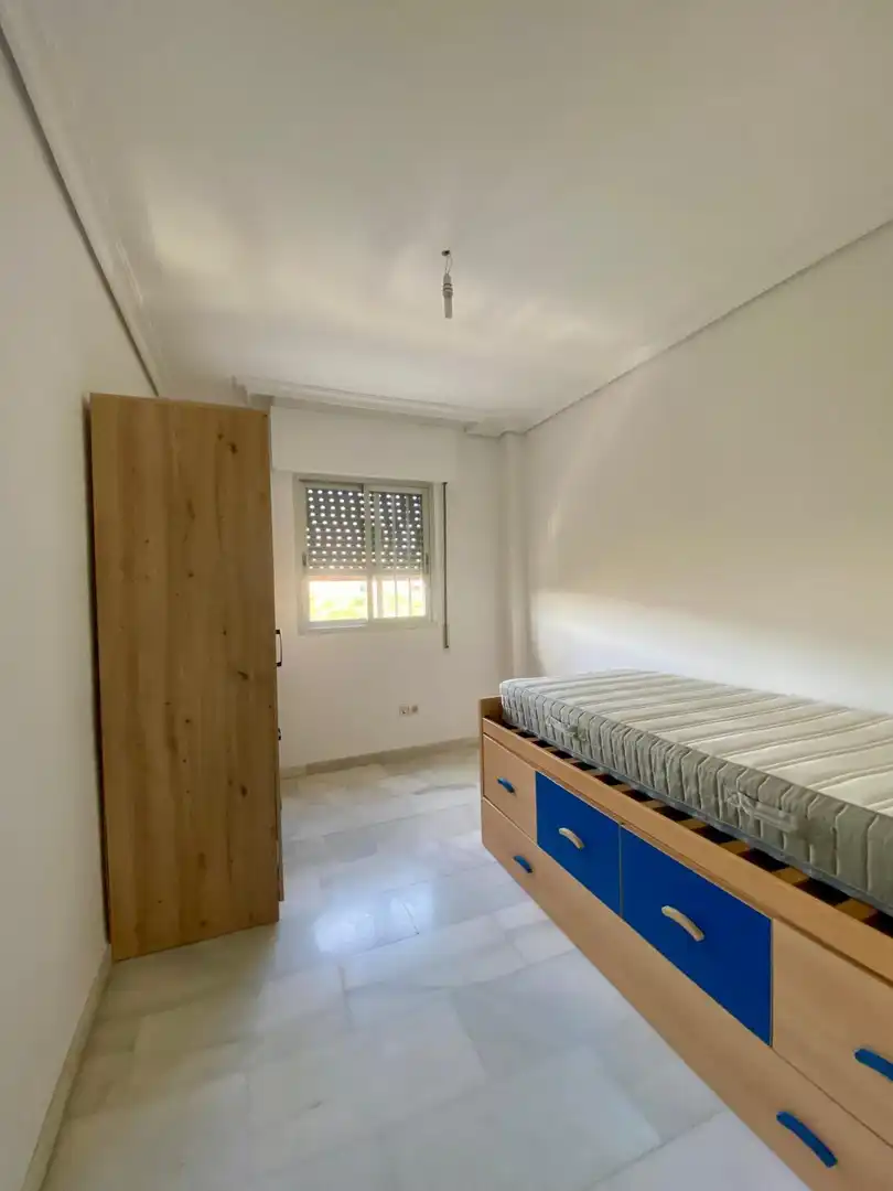Dormitori de Pis en venda en Córdoba amb Calefacció i Terrassa