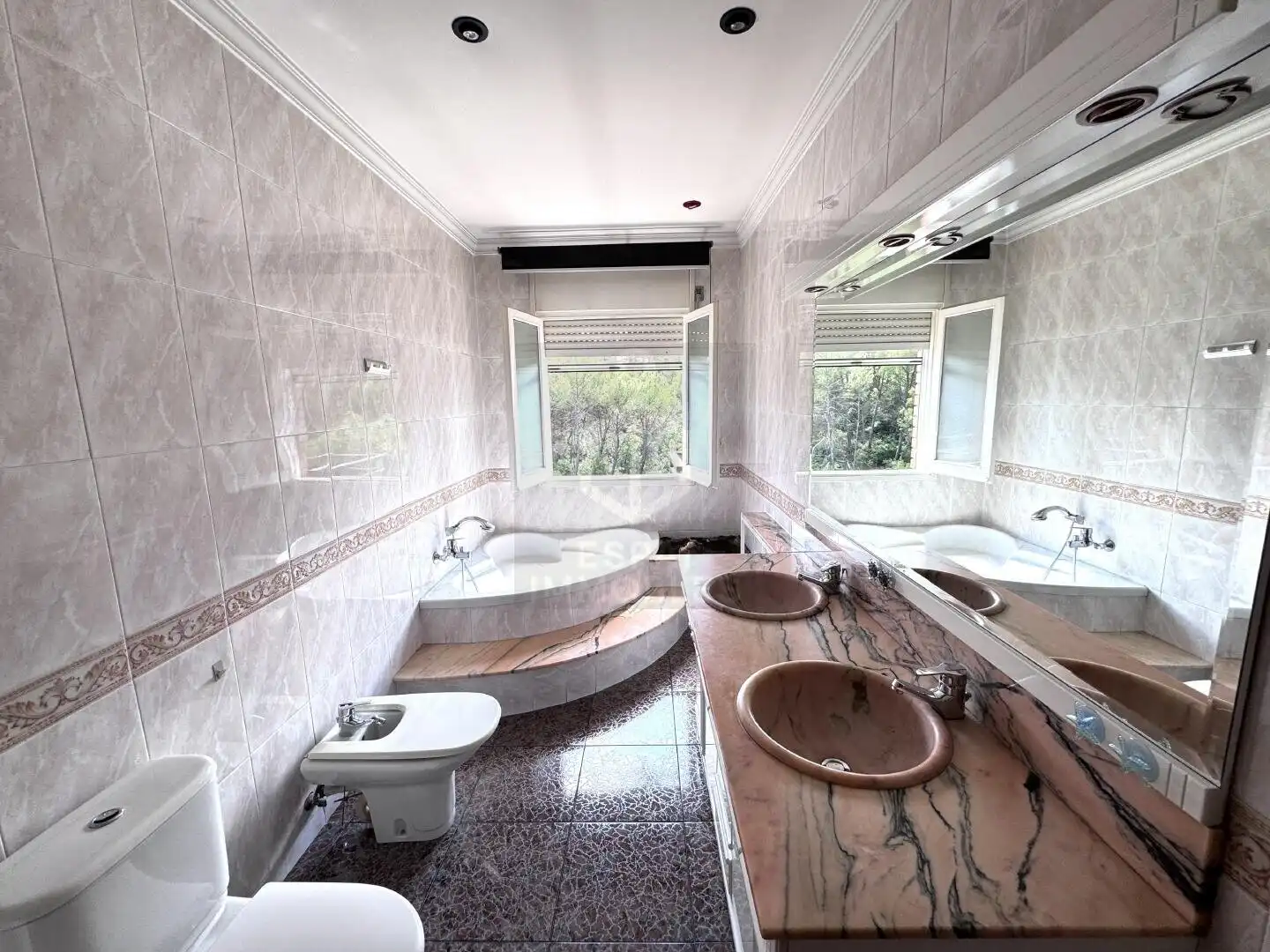 Bathroom of Houses for sale in Sant Salvador de Guardiola