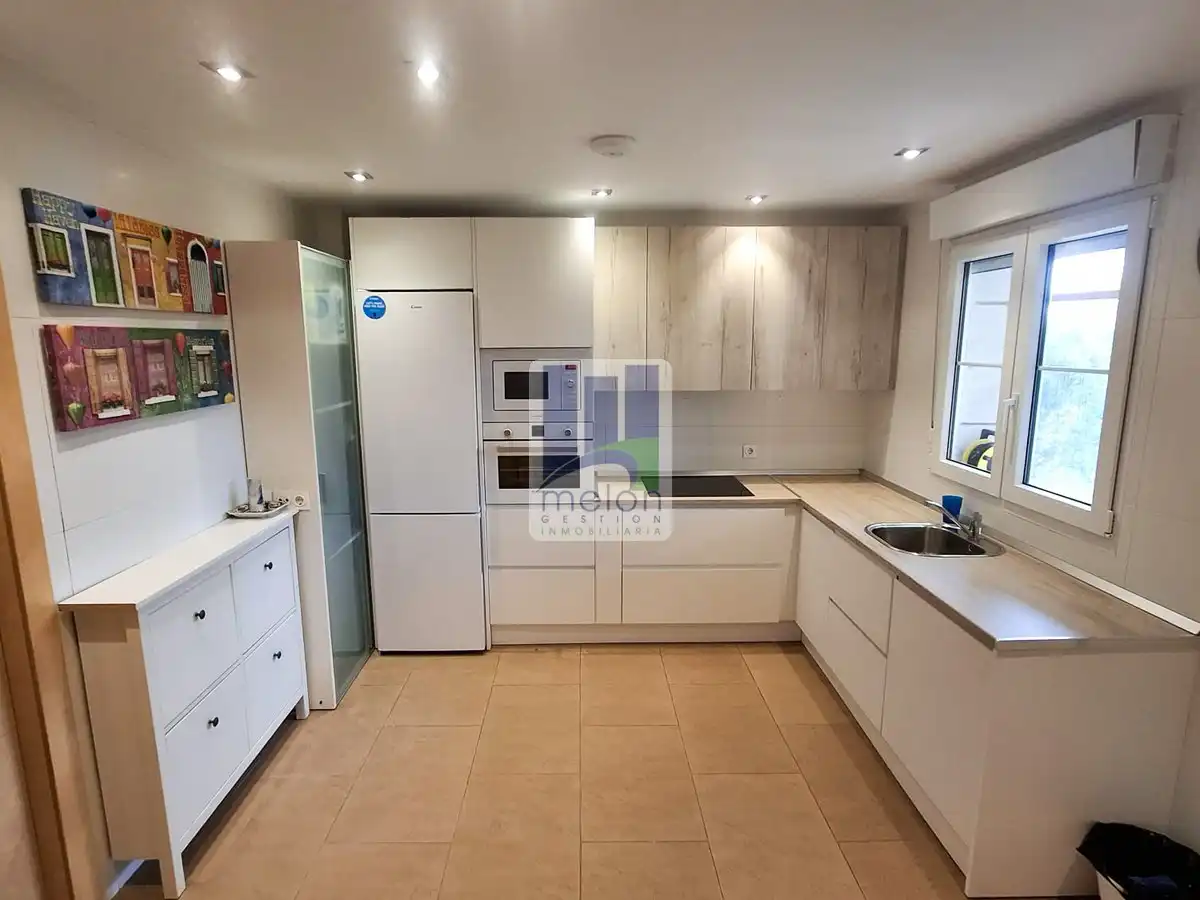 Cocina de Casa o chalet en venta en Valdorros con Trastero