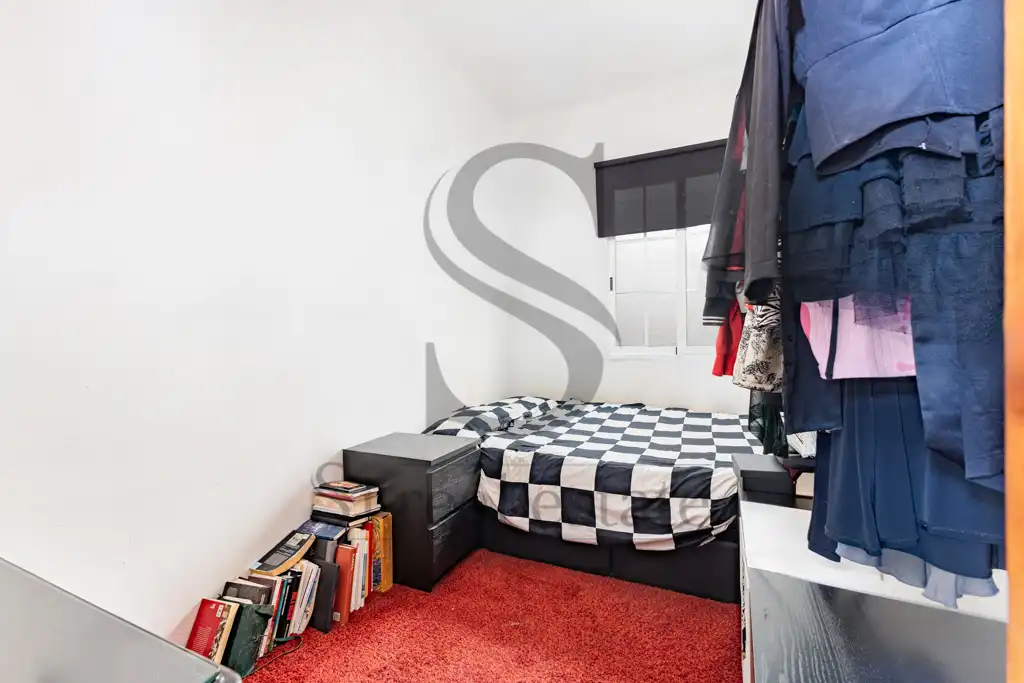 Habitación de Ático en venta en Barcelona con Aire acondicionado, Calefacción y Parquet
