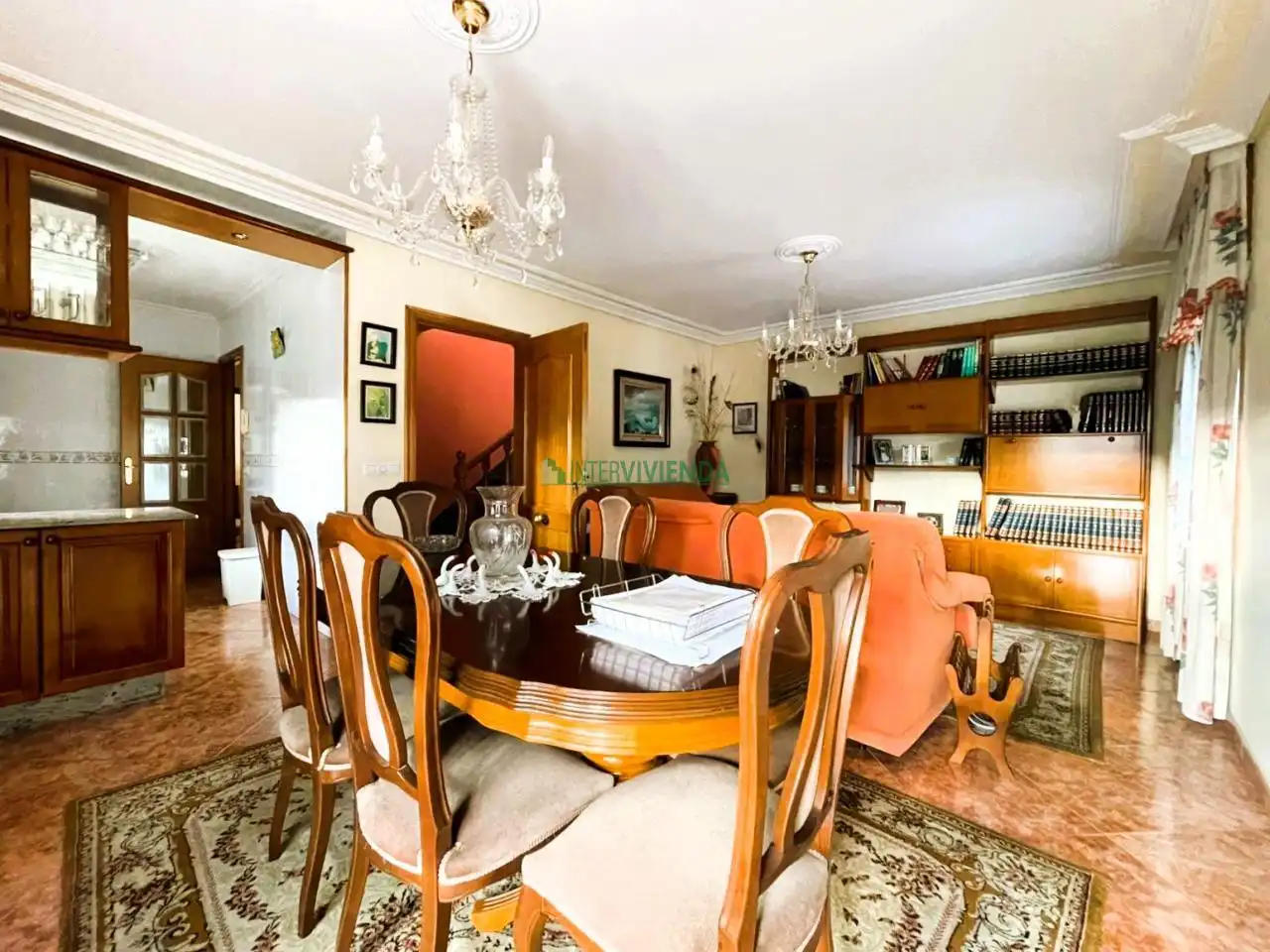 Comedor de Casa o chalet en venta en Redondela con Calefacción, Jardín privado y Terraza