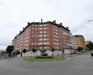 Exterior view of Flat to rent in Oviedo   with Heating, Parquet flooring and Storage room