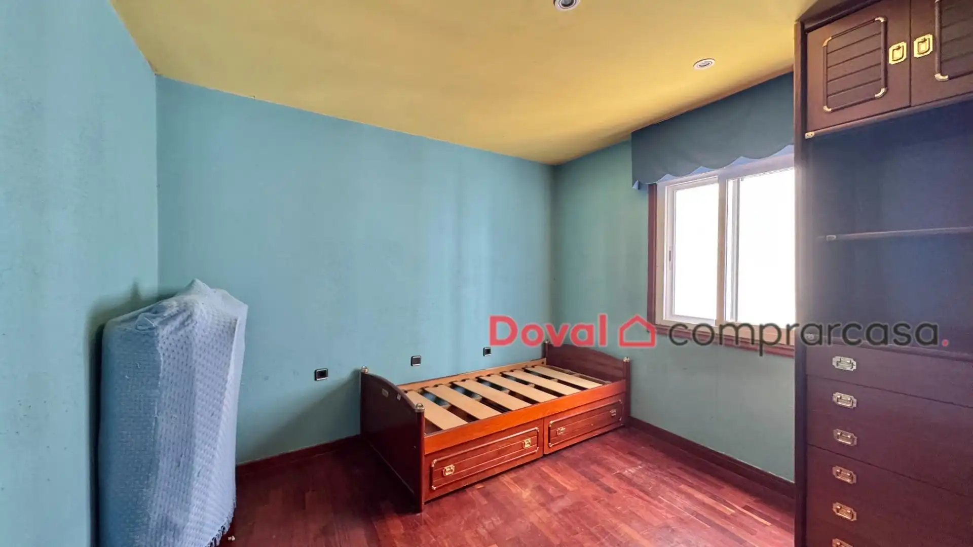 Bedroom of Flat for sale in Vigo   with Parquet flooring