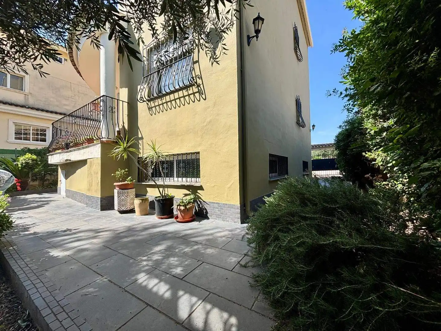 Exterior view of Houses for sale in Daimús  with Private garden, Terrace and Storage room