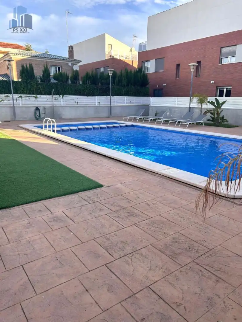 Piscina de Casa o xalet en venda en Burriana / Borriana amb Aire condicionat, Calefacció i Terrassa