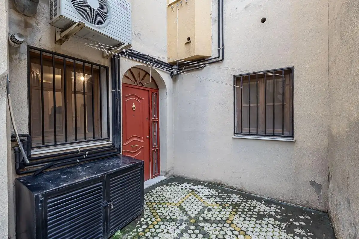 Vista exterior de Casa o xalet en venda en Granada amb Aire condicionat i Terrassa