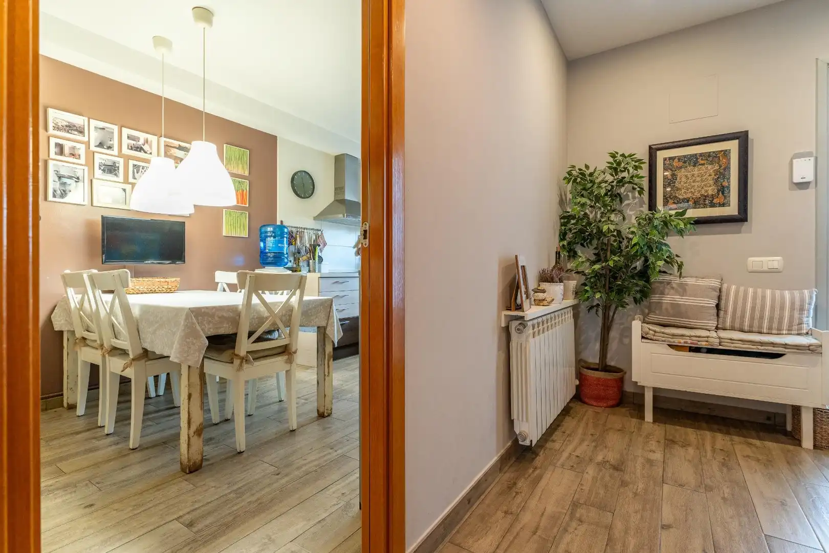 Comedor de Casa adosada en venta en Montbrió del Camp con Aire acondicionado, Calefacción y Jardín privado