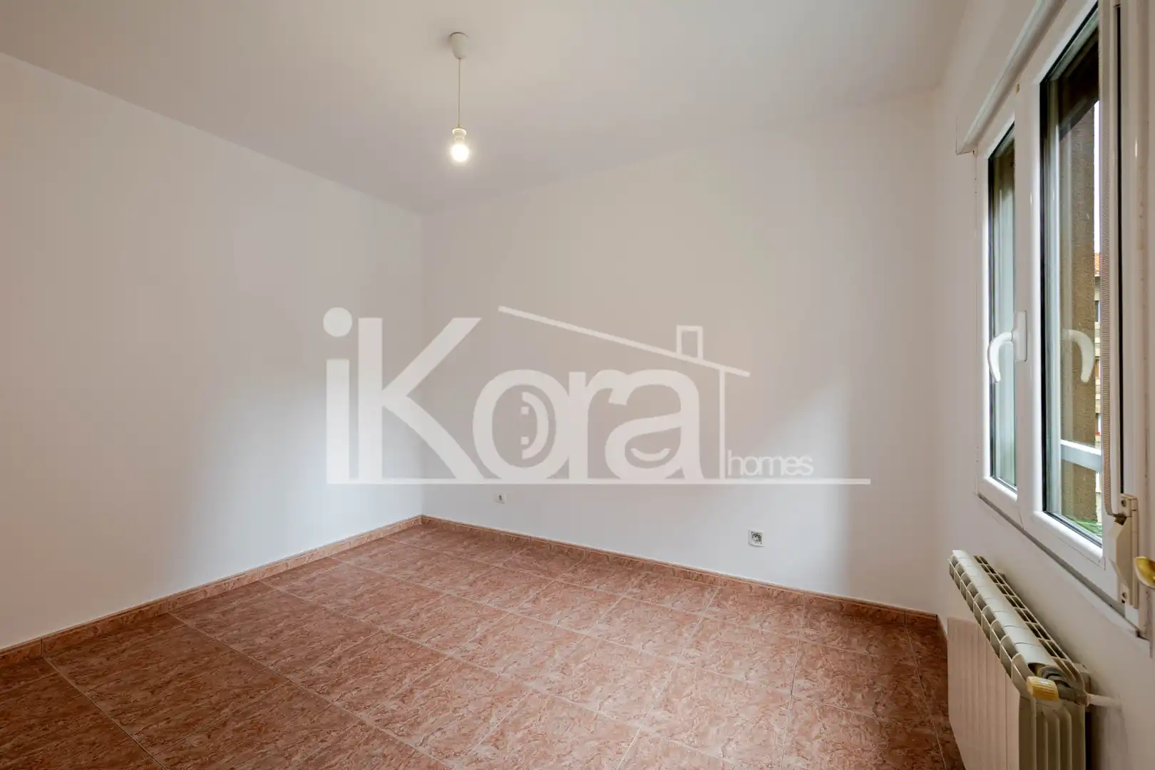 Bedroom of Flat for sale in Donostia - San Sebastián   with Heating, Storage room and Oven