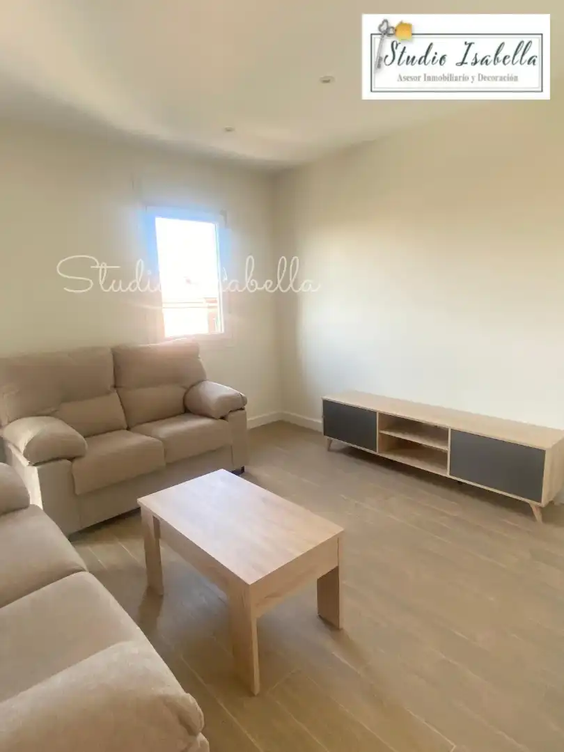 Living room of Duplexes for share in Toledo  with Air Conditioner, Heating and Terrace