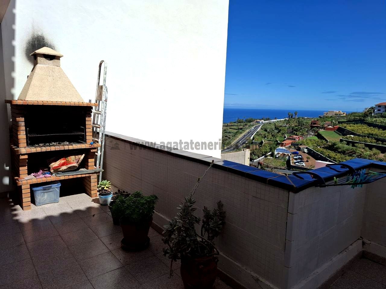 Exterior view of House or chalet for sale in Los Realejos  with Terrace
