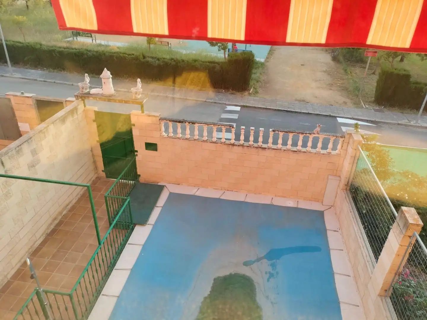 Jardí de Casa adosada en venda en Argamasilla de Calatrava amb Aire condicionat, Calefacció i Terrassa