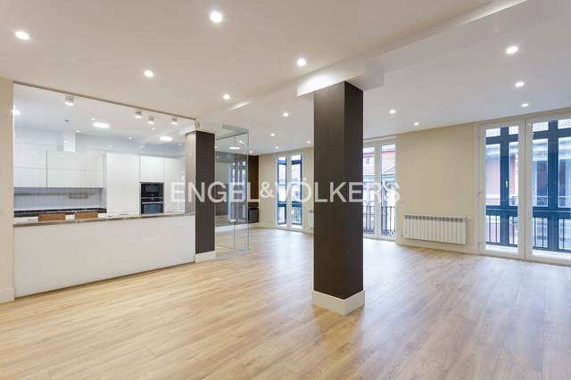 Apartamento en Alquiler en Casco Viejo