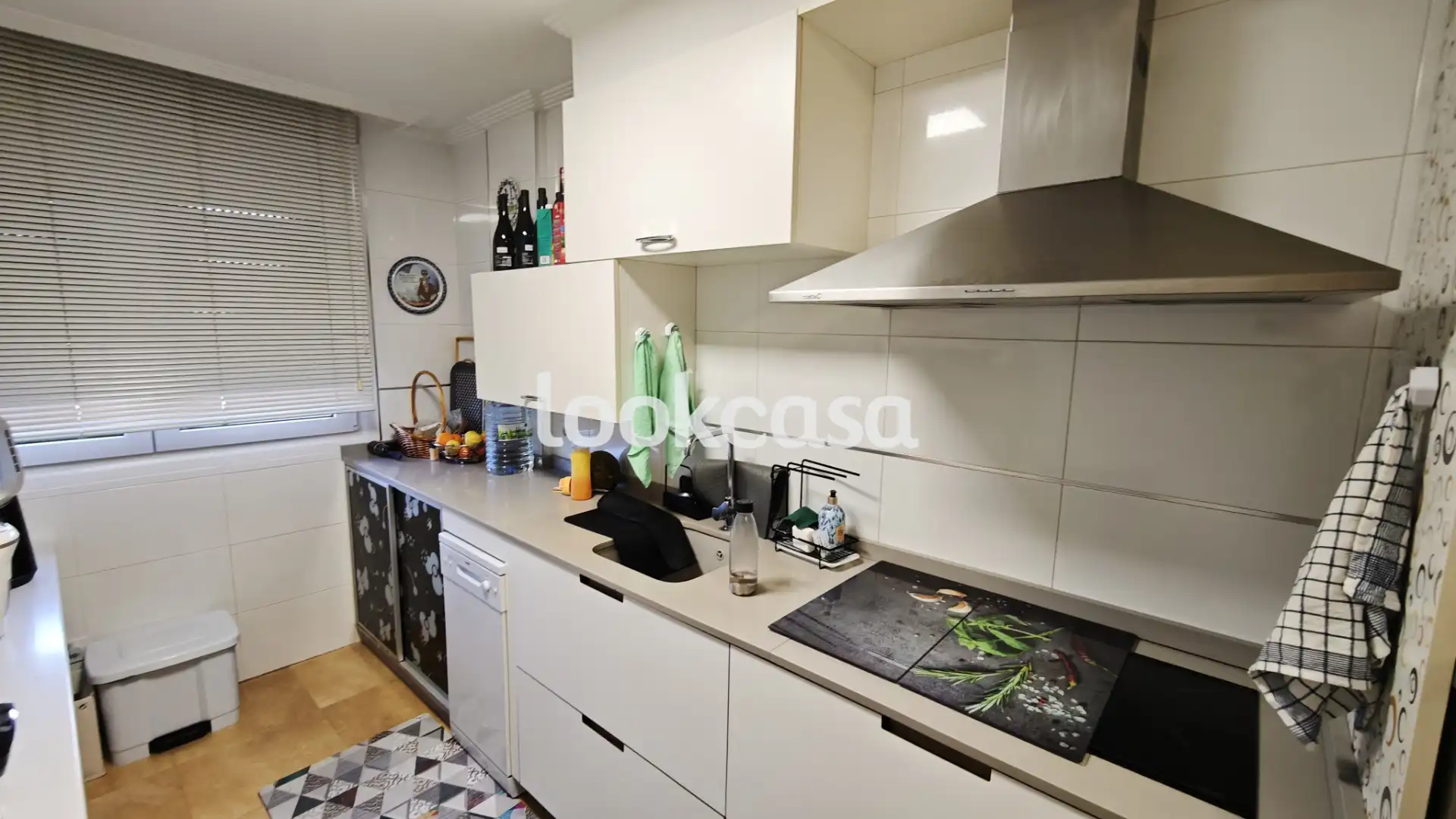 Cuina de Pis en venda en Ribadumia amb Calefacció, Parquet i Terrassa