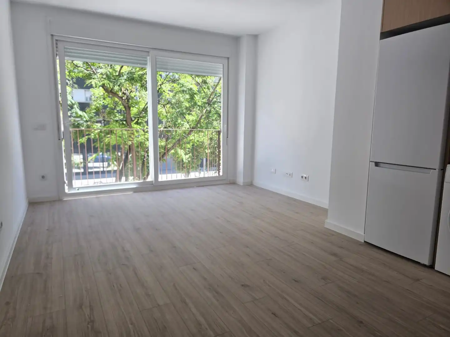 Sala d'estar de Pis de lloguer en Sant Adrià de Besòs amb Aire condicionat, Calefacció i Parquet