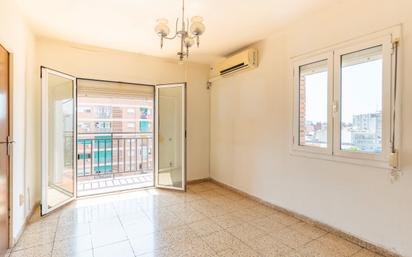 Bedroom of Flat for sale in Badalona  with Balcony