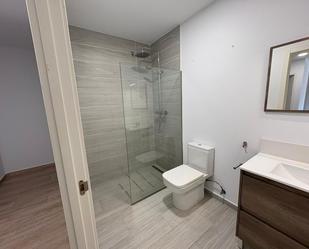 Bathroom of Flat to rent in Llinars del Vallès  with Air Conditioner, Parquet flooring and Terrace